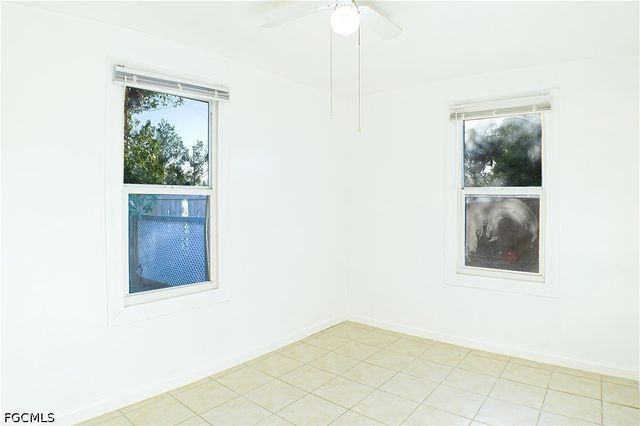 3042 douglas AVE, Fort Myers, FL 33916