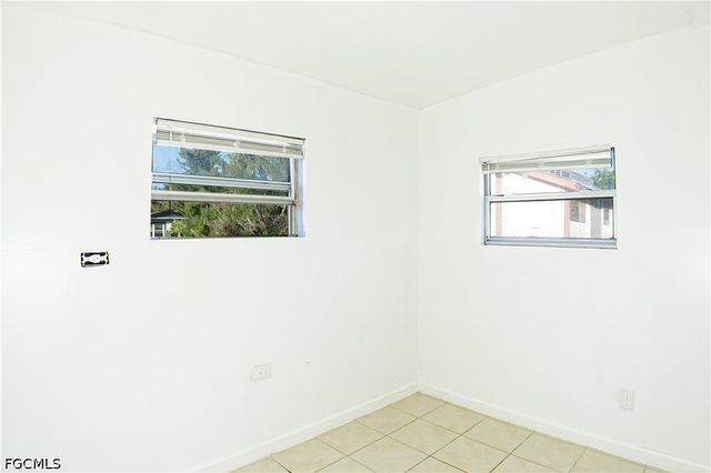 3042 douglas AVE, Fort Myers, FL 33916