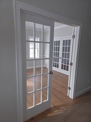 138 Elm St, Uxbridge, MA 01569