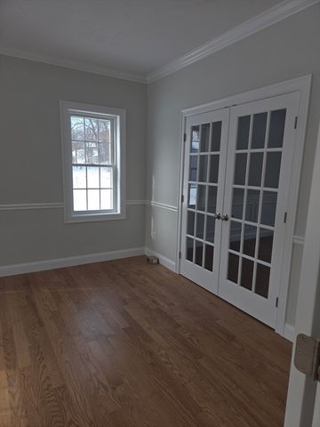 138 Elm St, Uxbridge, MA 01569