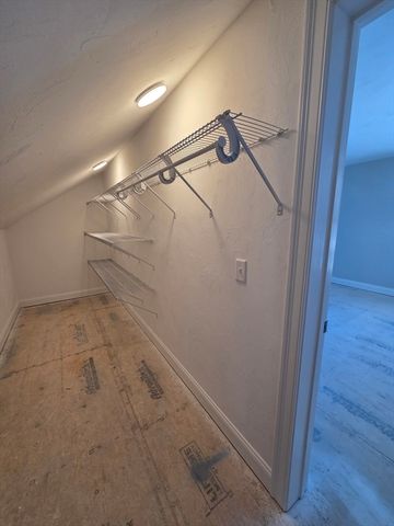 138 Elm St, Uxbridge, MA 01569