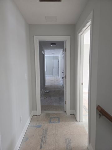 138 Elm St, Uxbridge, MA 01569