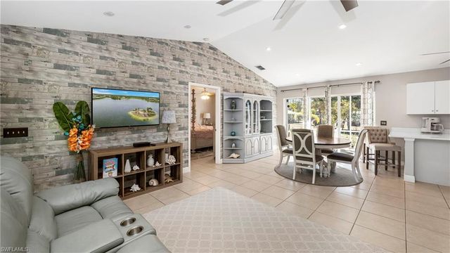 3340 2nd AVE SE, Naples, FL 34117