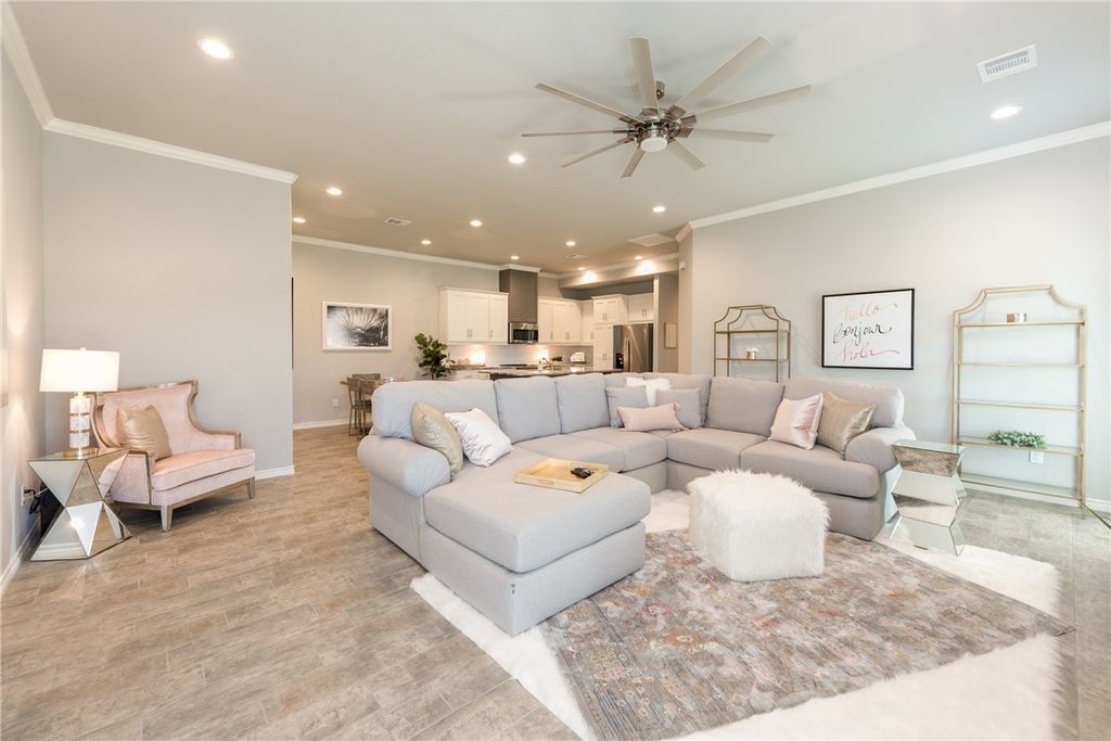 3625 Kenyon Drive, College Station, TX 77845