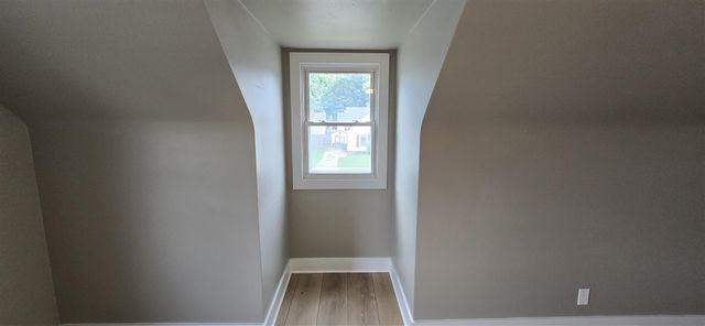 1349 W Summit Avenue, Muskegon, MI 49441
