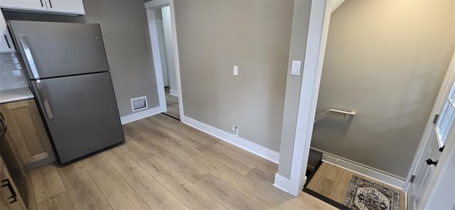 1349 W Summit Avenue, Muskegon, MI 49441