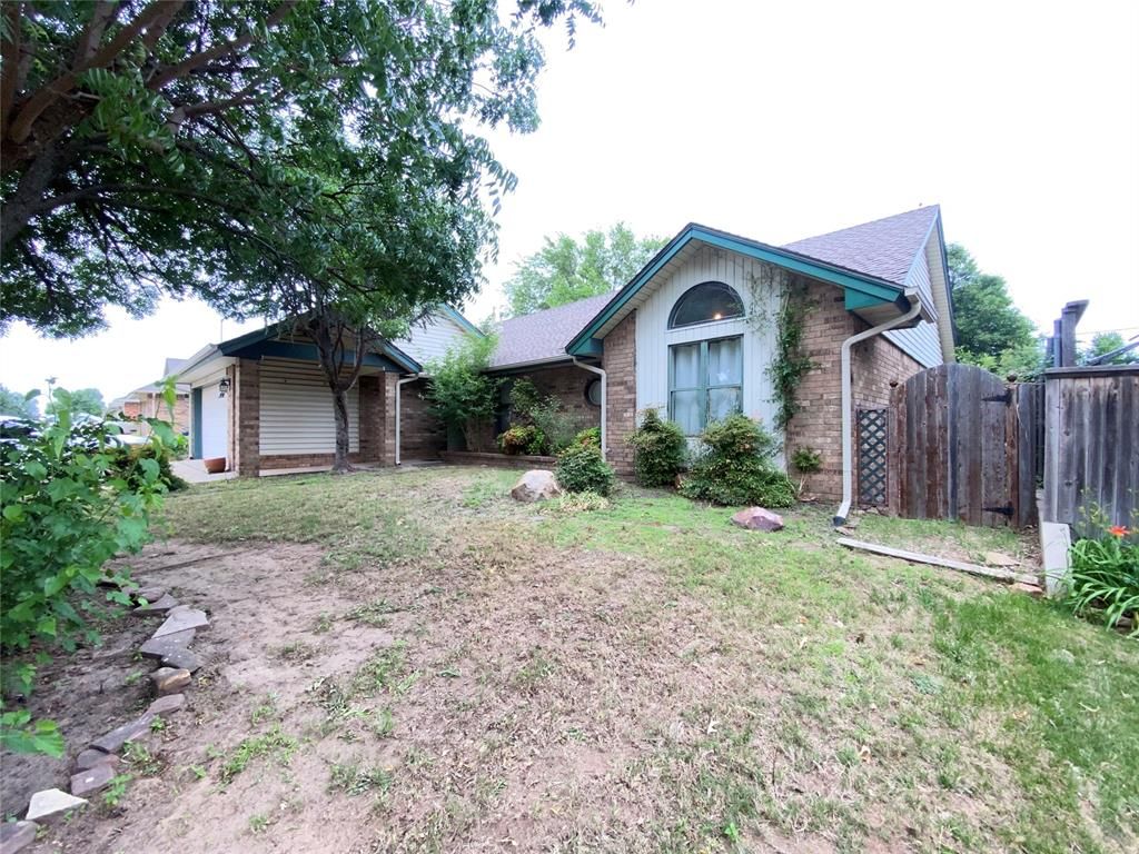 325 E Grand Teton Court, Yukon, OK 73099