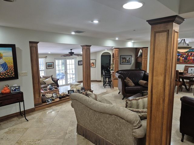 11081 SW 30th Court, Davie, FL 33328