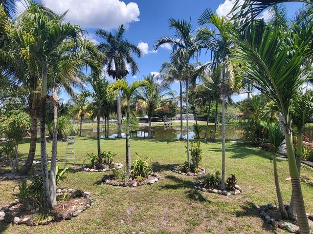 11081 SW 30th Court, Davie, FL 33328