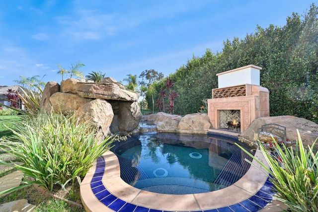 7029 Las Colinas, Rancho Santa Fe, CA 92067