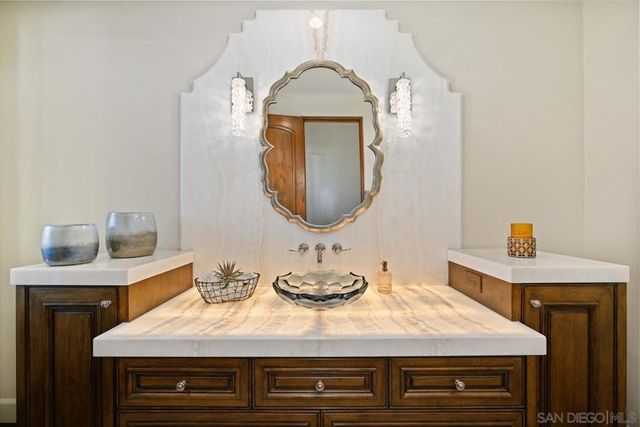 7029 Las Colinas, Rancho Santa Fe, CA 92067