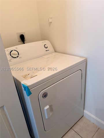 8010 N Nob Hill Rd 102, Tamarac, FL 33321