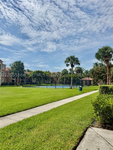 8010 N Nob Hill Rd 102, Tamarac, FL 33321