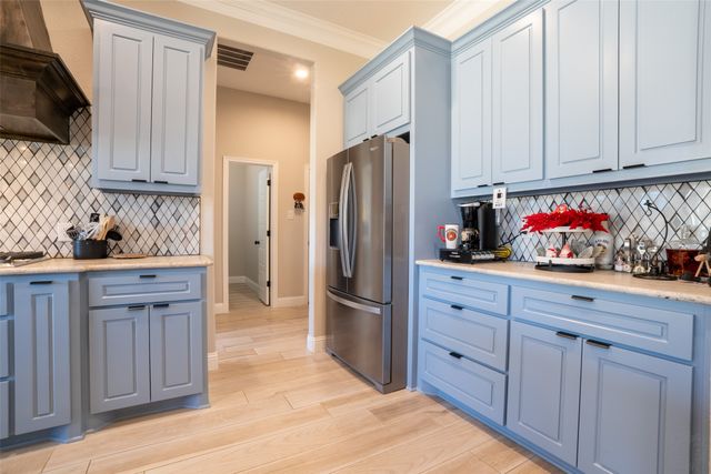 612 Bent Tree Lane, Weatherford, TX 76085