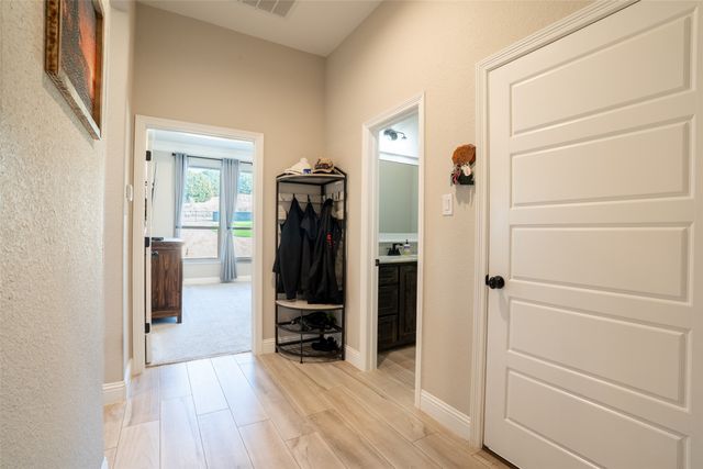 612 Bent Tree Lane, Weatherford, TX 76085