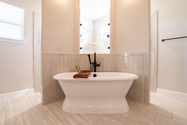 612 Bent Tree Lane, Weatherford, TX 76085