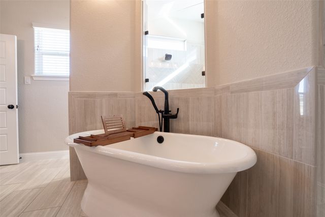 612 Bent Tree Lane, Weatherford, TX 76085