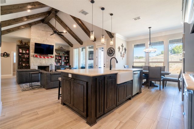 612 Bent Tree Lane, Weatherford, TX 76085