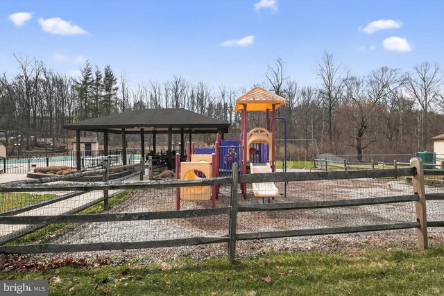 302 PAINTERS XING, Chadds Ford, PA 19317