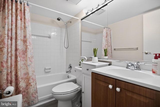 302 PAINTERS XING, Chadds Ford, PA 19317