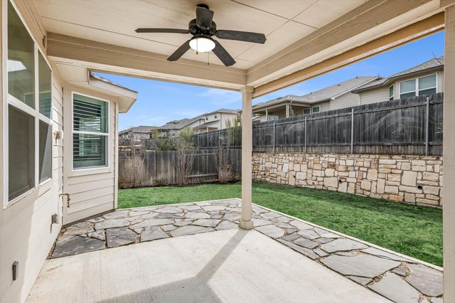 373 Victoria Peak LOOP, Dripping Springs, TX 78620