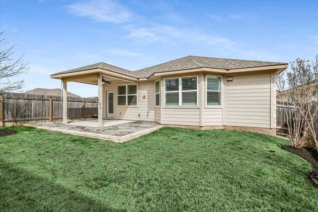 373 Victoria Peak LOOP, Dripping Springs, TX 78620