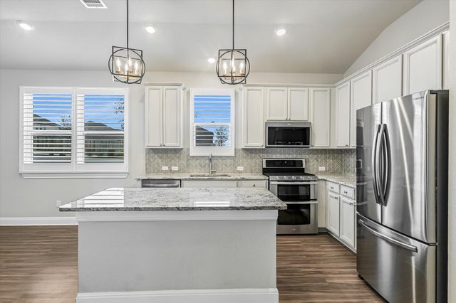 373 Victoria Peak LOOP, Dripping Springs, TX 78620