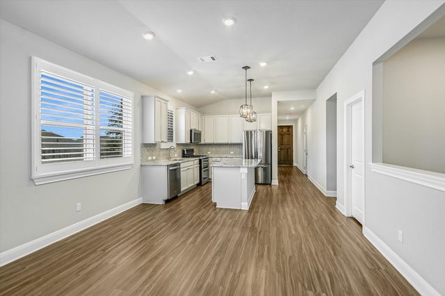 373 Victoria Peak LOOP, Dripping Springs, TX 78620