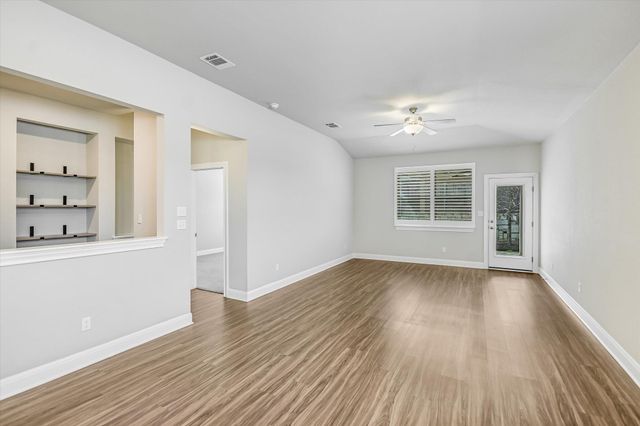 373 Victoria Peak LOOP, Dripping Springs, TX 78620