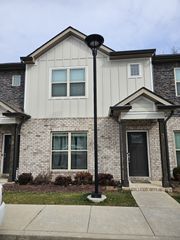 555 Gresham Ln Unit 3C, Murfreesboro, TN 37129