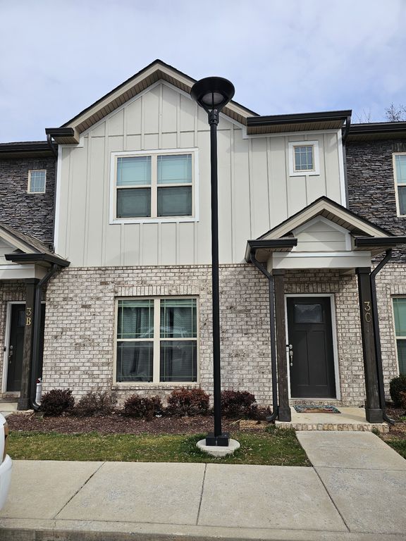 555 Gresham Ln Unit 3C, Murfreesboro, TN 37129