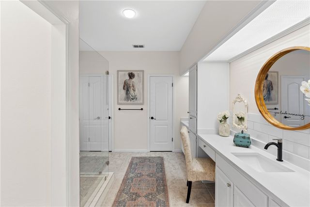 8002 Villefranche Dr, Corpus Christi, TX 78414