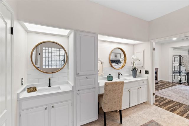 8002 Villefranche Dr, Corpus Christi, TX 78414