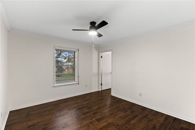 8002 Villefranche Dr, Corpus Christi, TX 78414