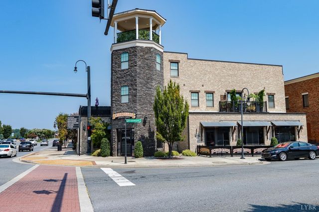 205 Wyndhurst Drive, Lynchburg, VA 24502