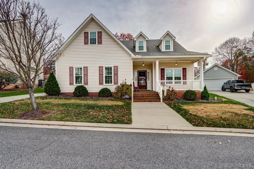 205 Wyndhurst Drive, Lynchburg, VA 24502