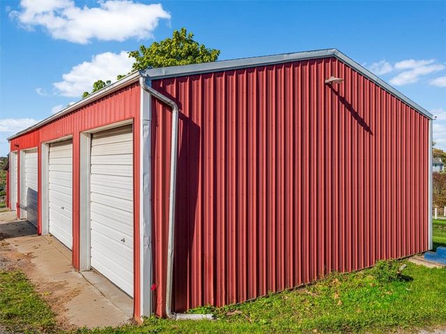 281 Bear Creek Rd, Buffalo Twp - But, PA 16055