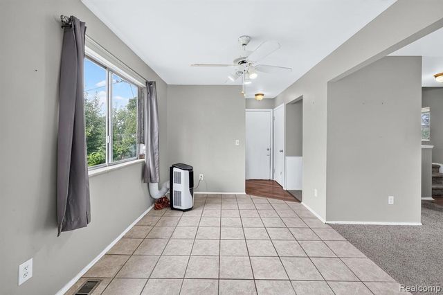 5240 Oakview Drive, Swartz Creek, MI 48473
