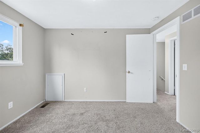 5240 Oakview Drive, Swartz Creek, MI 48473