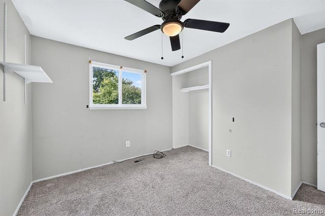 5240 Oakview Drive, Swartz Creek, MI 48473