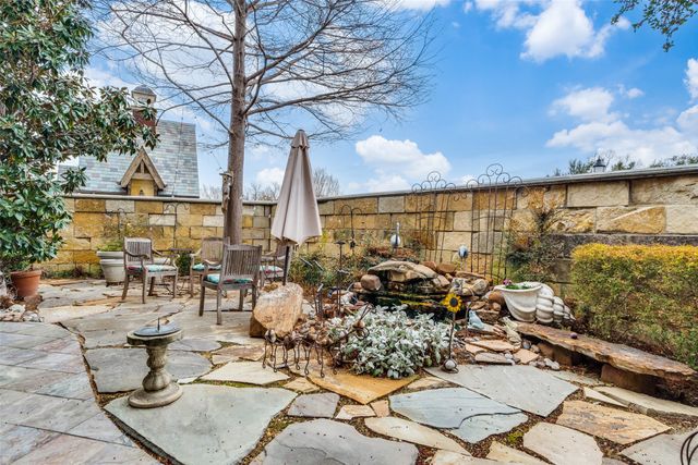 7303 Hill Forest Drive, Dallas, TX 75220