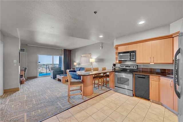 211 East Flamingo Road 1211, Las Vegas, NV 89169