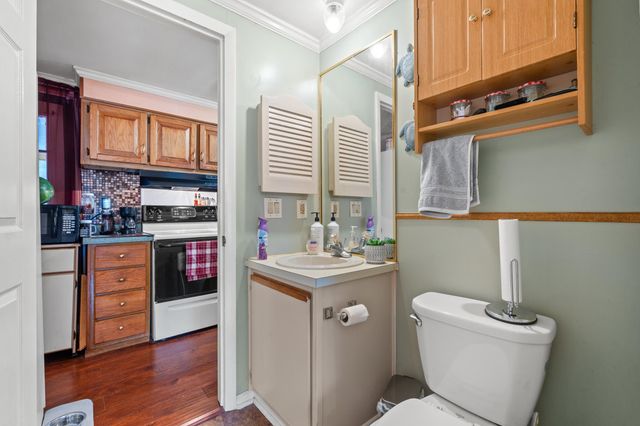 120 Queens Rd., Little River, SC 29566