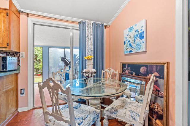 120 Queens Rd., Little River, SC 29566