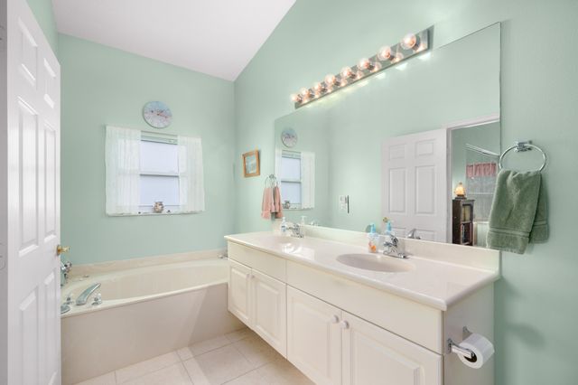 616 NW Whitfield Way, Port St. Lucie, Port St Lucie, FL 34986