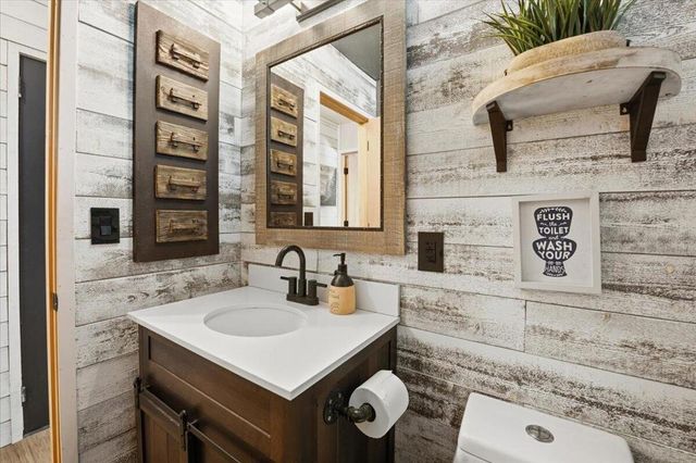 465 Wabash Lane, Sugarloaf, CA 92386