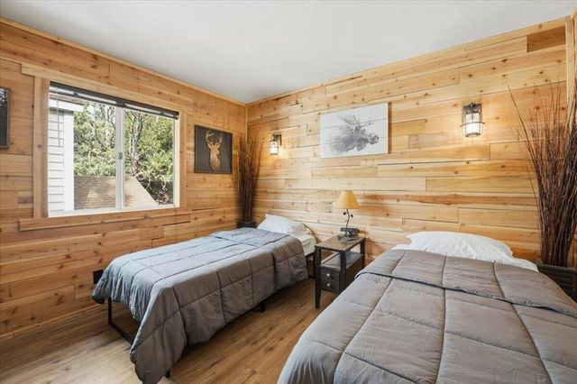 465 Wabash Lane, Sugarloaf, CA 92386