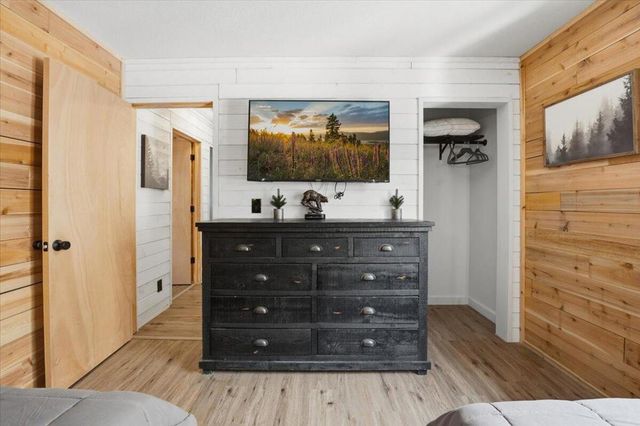 465 Wabash Lane, Sugarloaf, CA 92386