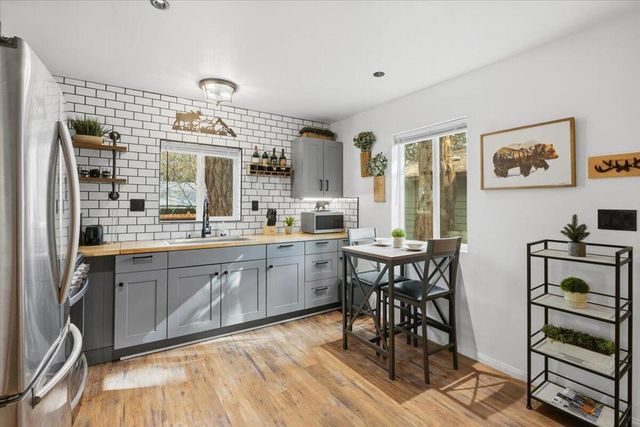 465 Wabash Lane, Sugarloaf, CA 92386