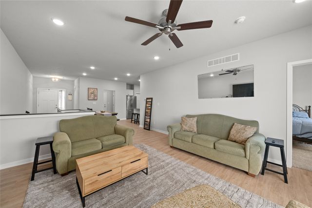 54 Keeneland Court, Pleasant Hill, IA 50327